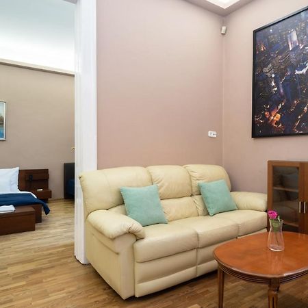 Kiraly Central Apartment With Free Parking And Ac Budapest Ngoại thất bức ảnh